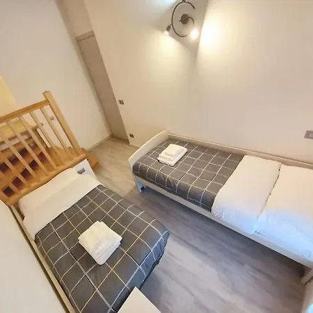 Apartment Casa Gemma - Big Family House With Free Parking *