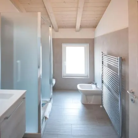Casa Gemma - Big Family House With Free Parking